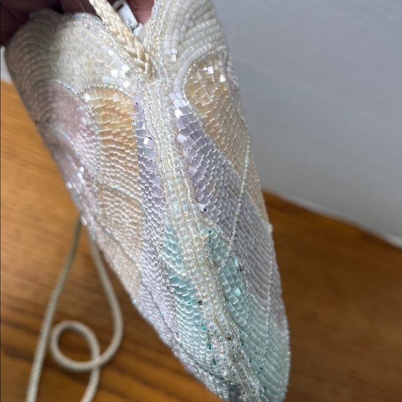 Pastel Beaded Shell Crossbody Bag Clam Shell Pastel Colors Mermaid Bag - Picture 11 of 14